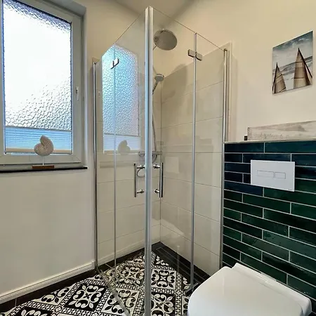 Meeresbrise Mit Balkon Apartament *