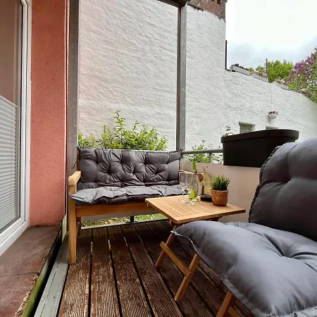 Meeresbrise Mit Balkon דירה הוסום